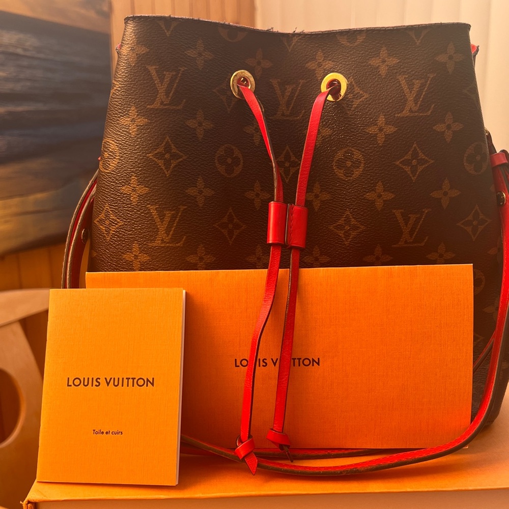 Louis Vuitton NeoNoe  (Red) Classic Monogram